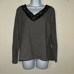 Chaps Black and White Striped V-Neck Top with Lace Collar